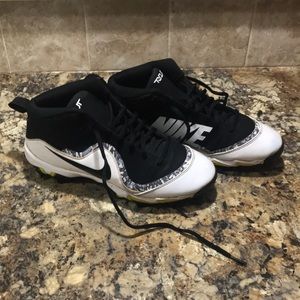 Men’s 7 Nike Baseball Cleats